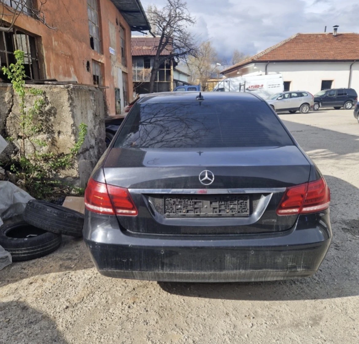 Mercedes-Benz E 200  - изображение 6