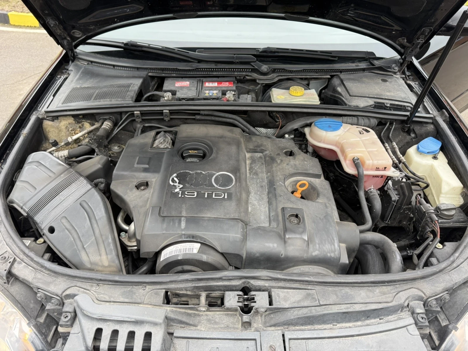 Audi A4, снимка 8 - Автомобили и джипове - 53710991