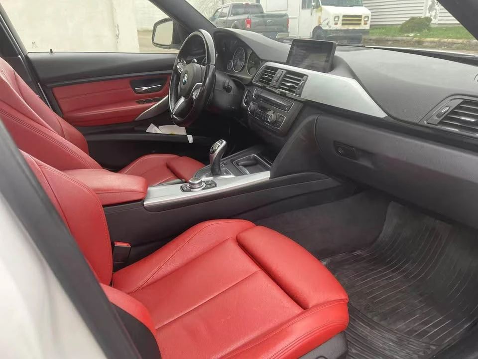 BMW 335 * M-PACK* ПОДГРЕВ* KEYLESS* , снимка 7 - Автомобили и джипове - 53719073