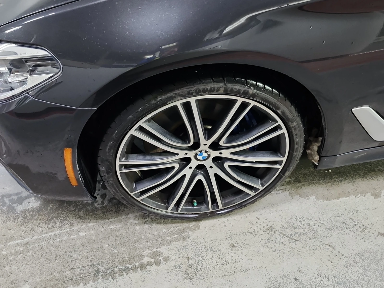 BMW 540 M-Pack* H&K* Масаж* Обдухване* Back cam* , снимка 5 - Автомобили и джипове - 53903232