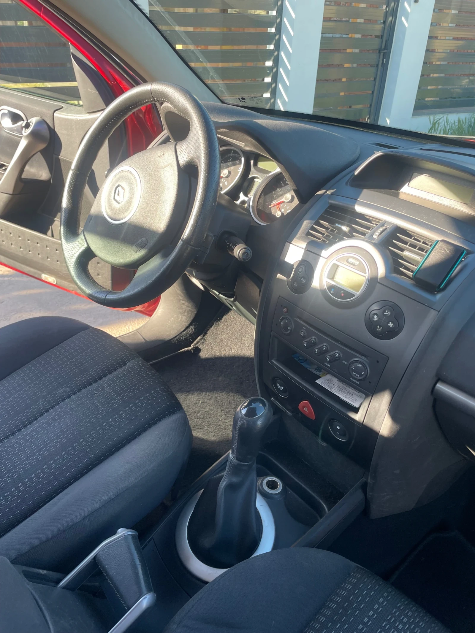 Renault Megane, снимка 10 - Автомобили и джипове - 54544705