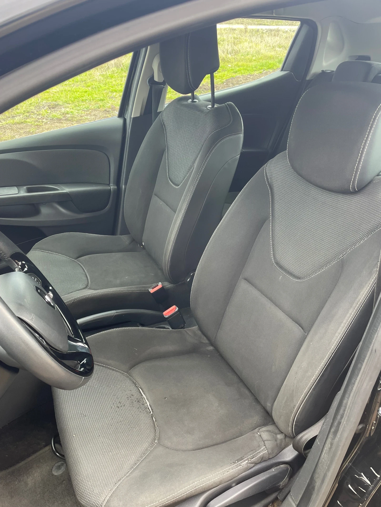 Renault Clio, снимка 7 - Автомобили и джипове - 54652631