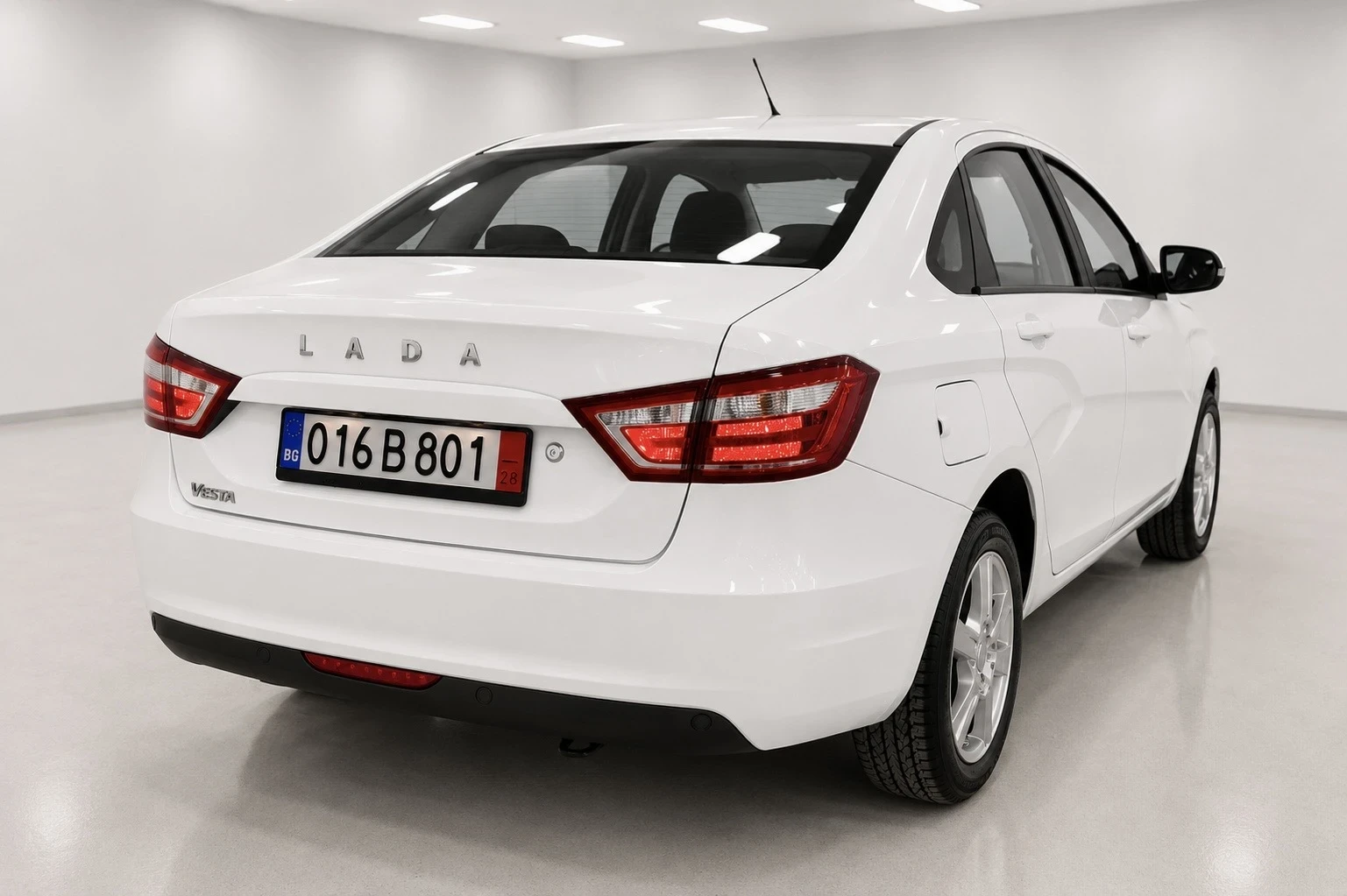 Lada Vesta 6L 105кс.12.2018г.57000км. Сервизна История, снимка 4 - Автомобили и джипове - 54772813
