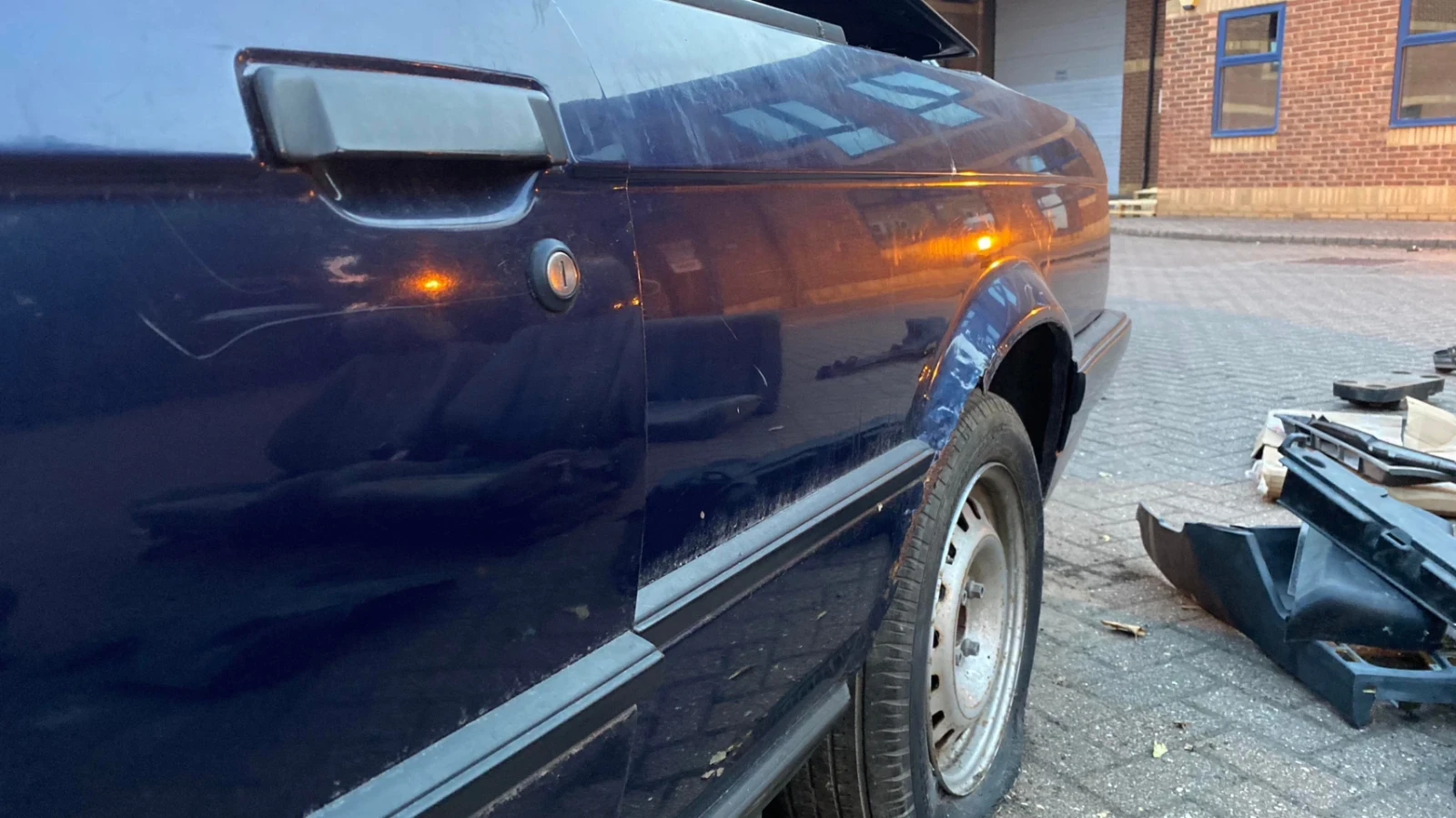 BMW 318 Е30 Кабрио S50B32 + 6 Скорости, Десен волан, снимка 9 - Автомобили и джипове - 54876441