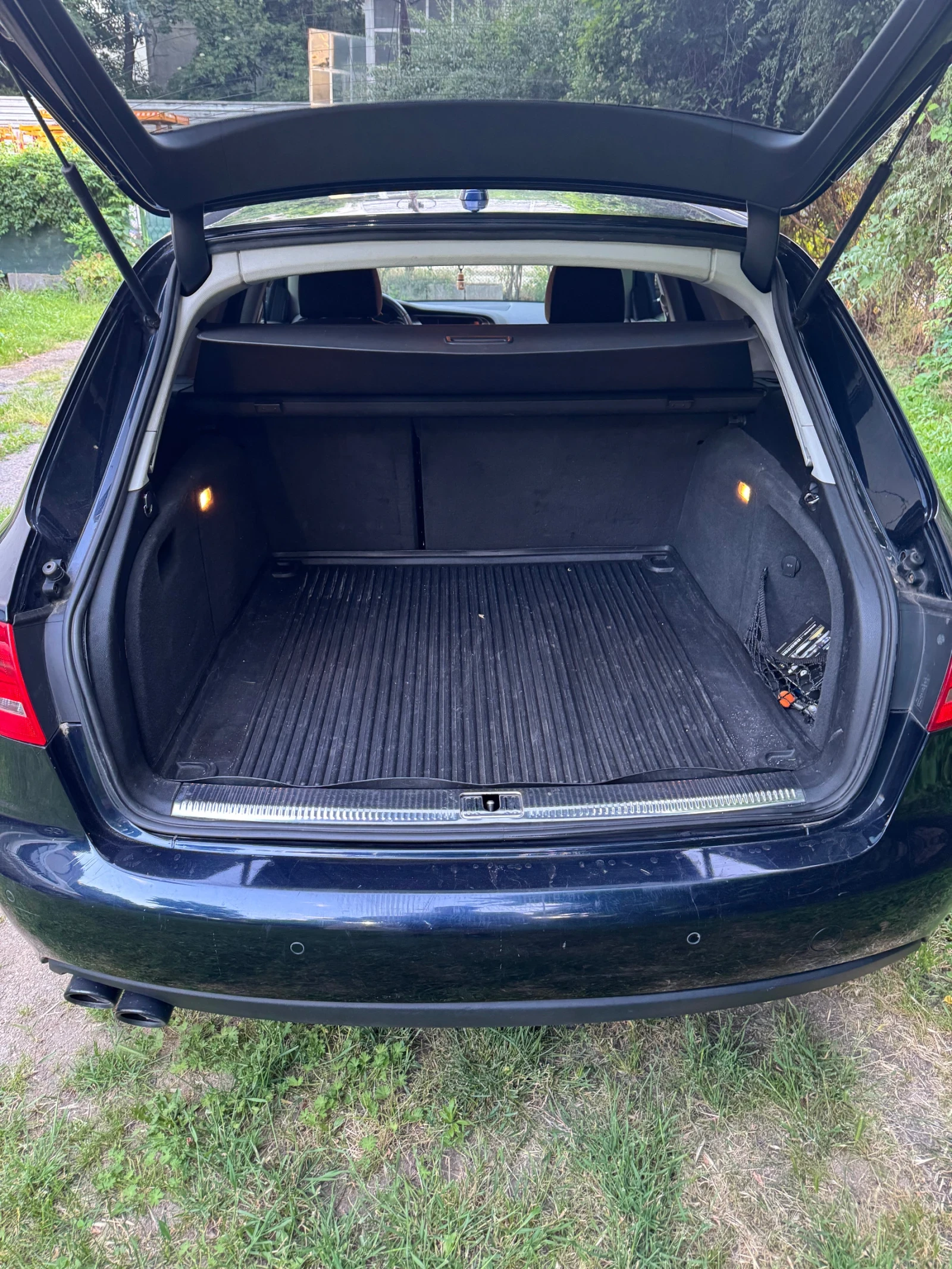 Audi A4 2.0 TDI, снимка 5 - Автомобили и джипове - 54918080