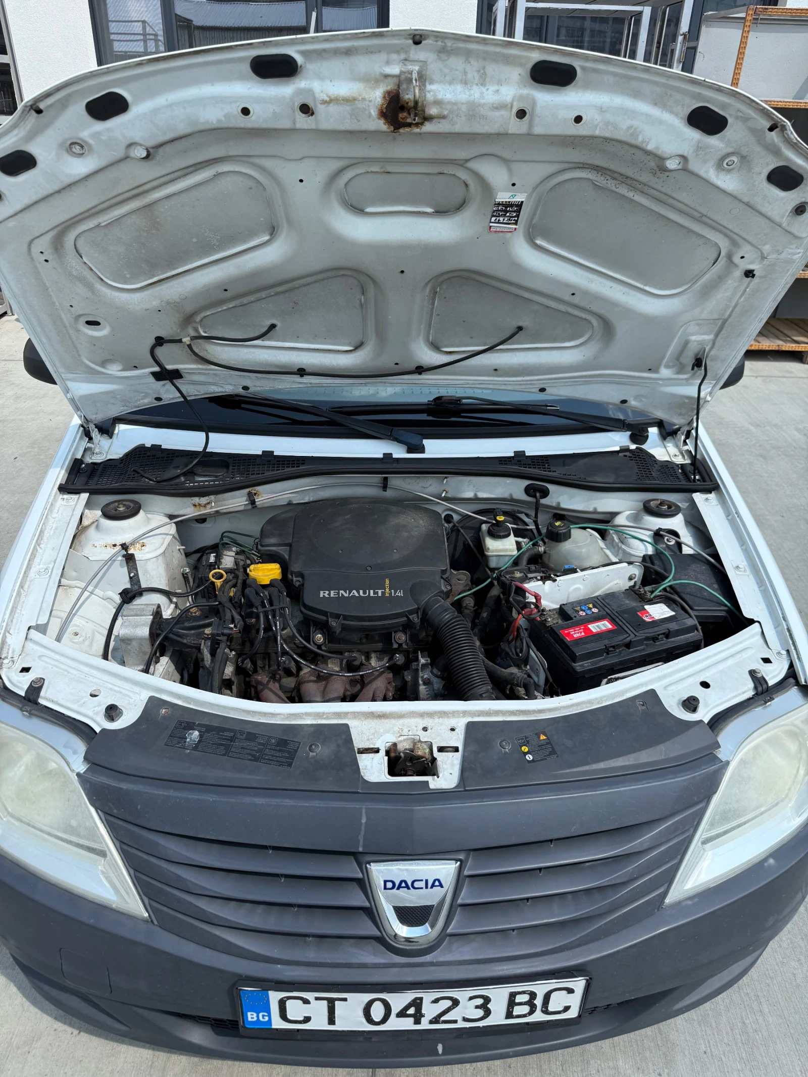 Dacia Logan 1.4 MPI / ГАЗ, снимка 6 - Автомобили и джипове - 55056525