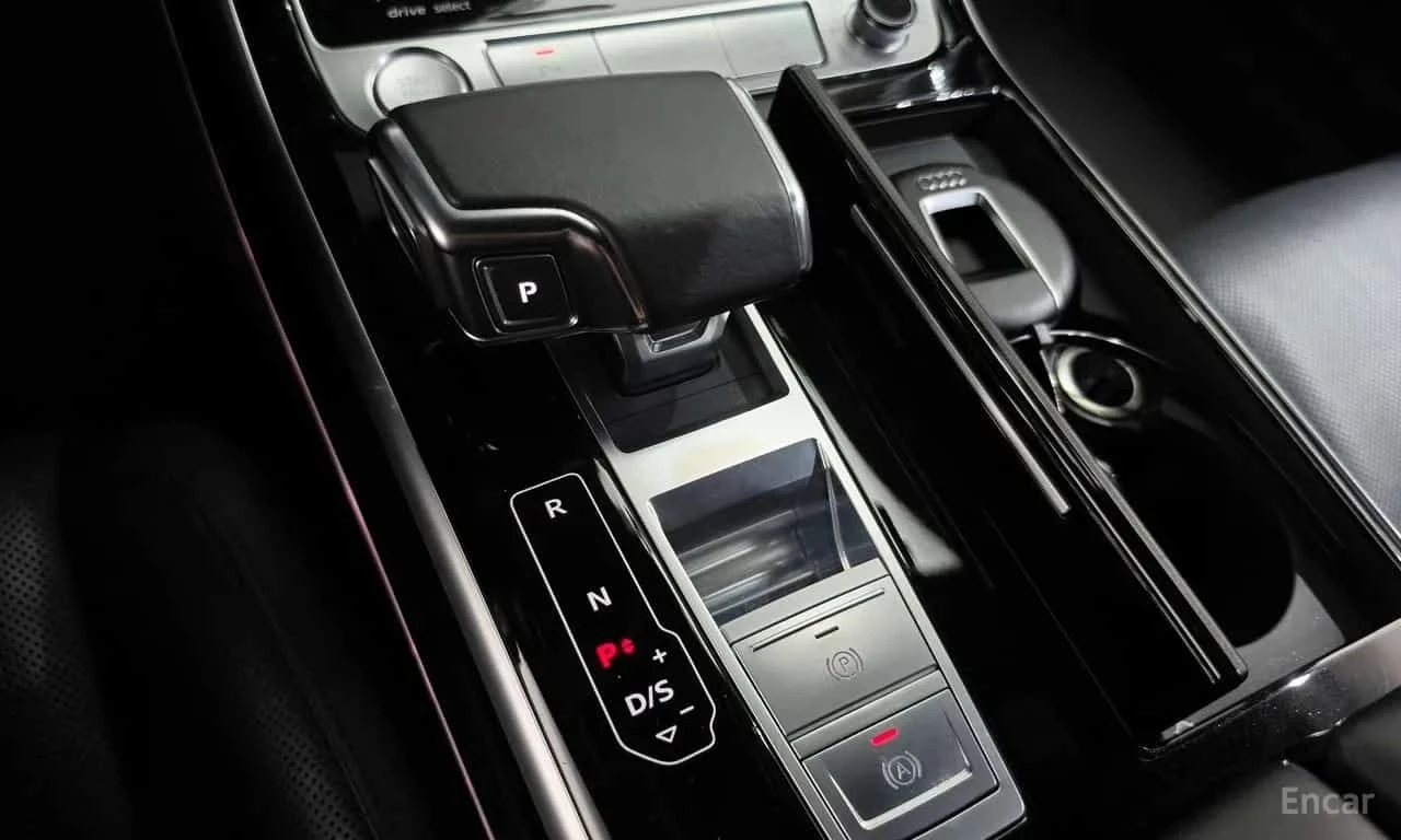 Audi A8 * 50 TDI Quattro LWB * CARFAX * ЦЕНА ДО БГ, снимка 9 - Автомобили и джипове - 55499513