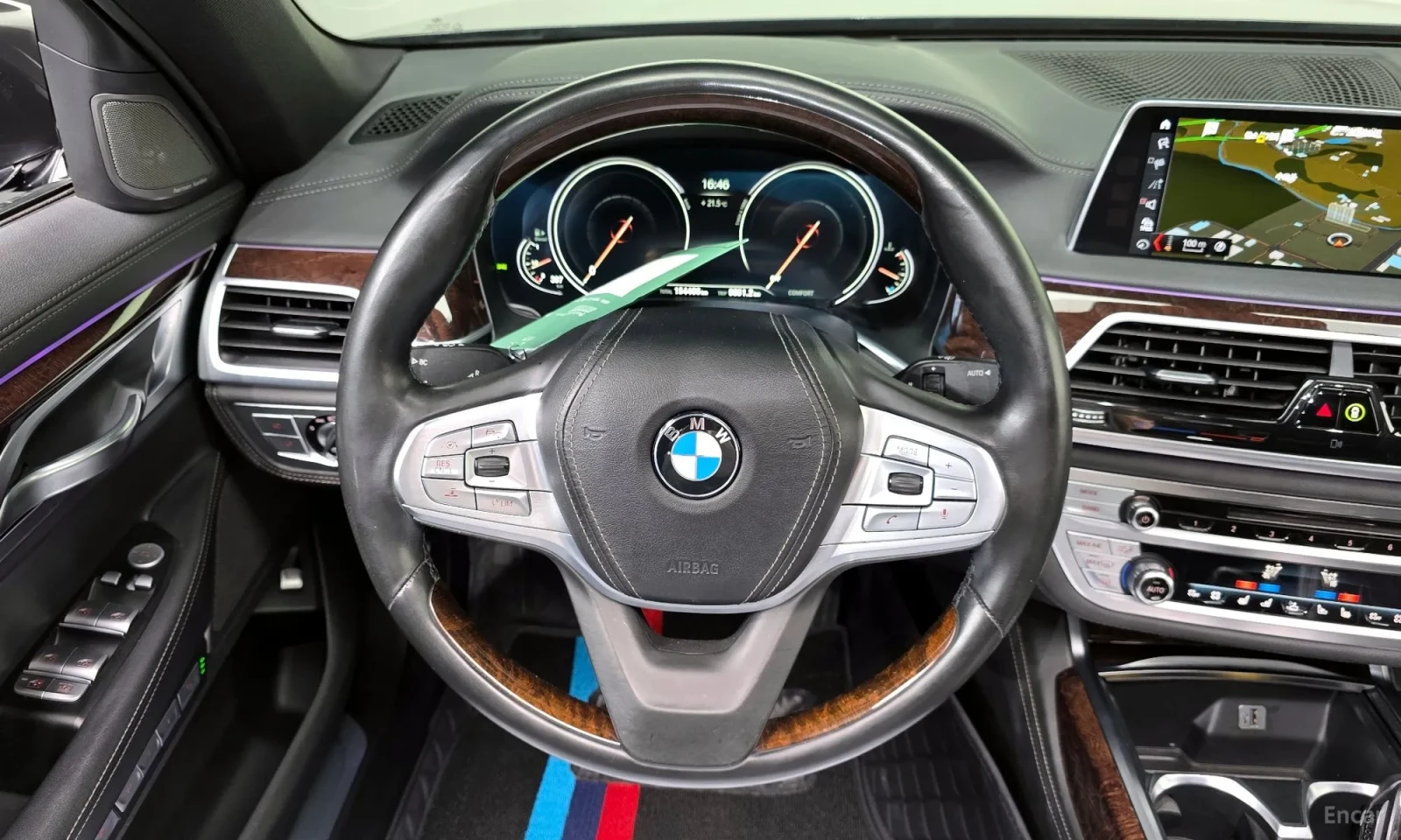 BMW 740 M PACK\Head up\Realni kilometri, снимка 13 - Автомобили и джипове - 55571682