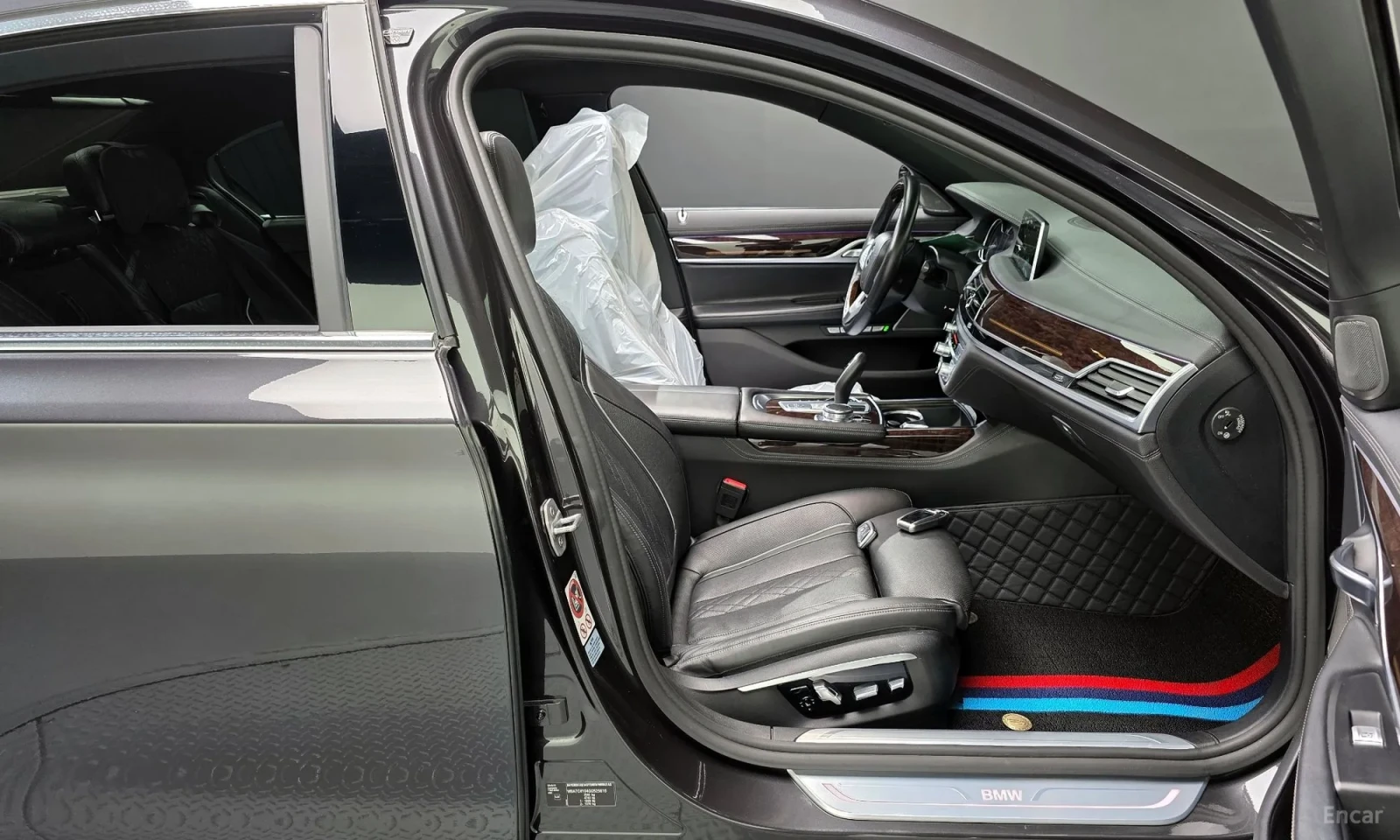 BMW 740 M PACK\Head up\Realni kilometri, снимка 11 - Автомобили и джипове - 55571682