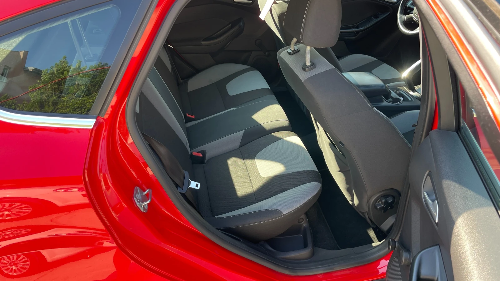 Ford Focus 1.0 Ecoboost Trend, снимка 7 - Автомобили и джипове - 55597534