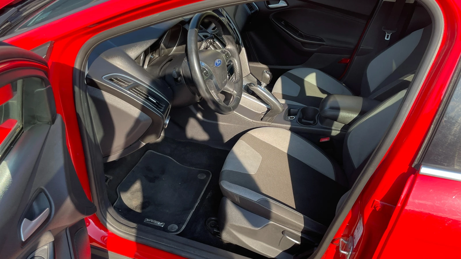 Ford Focus 1.0 Ecoboost Trend, снимка 6 - Автомобили и джипове - 55597534