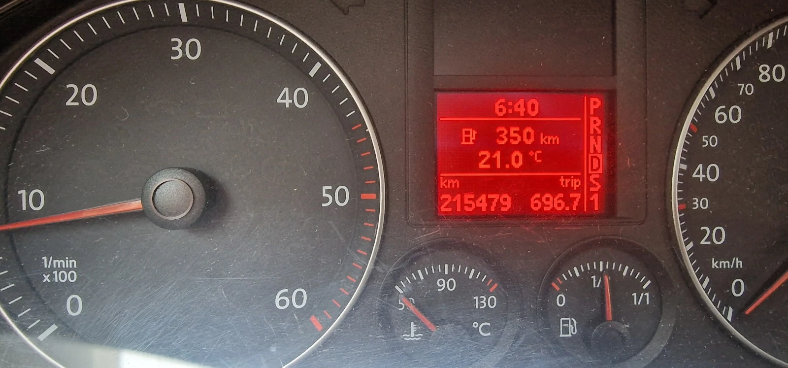 VW Golf 1.9TDI, 105 p.s. 2006 реални 215500км - ОБСЛУЖЕН, снимка 9 - Автомобили и джипове - 56033677