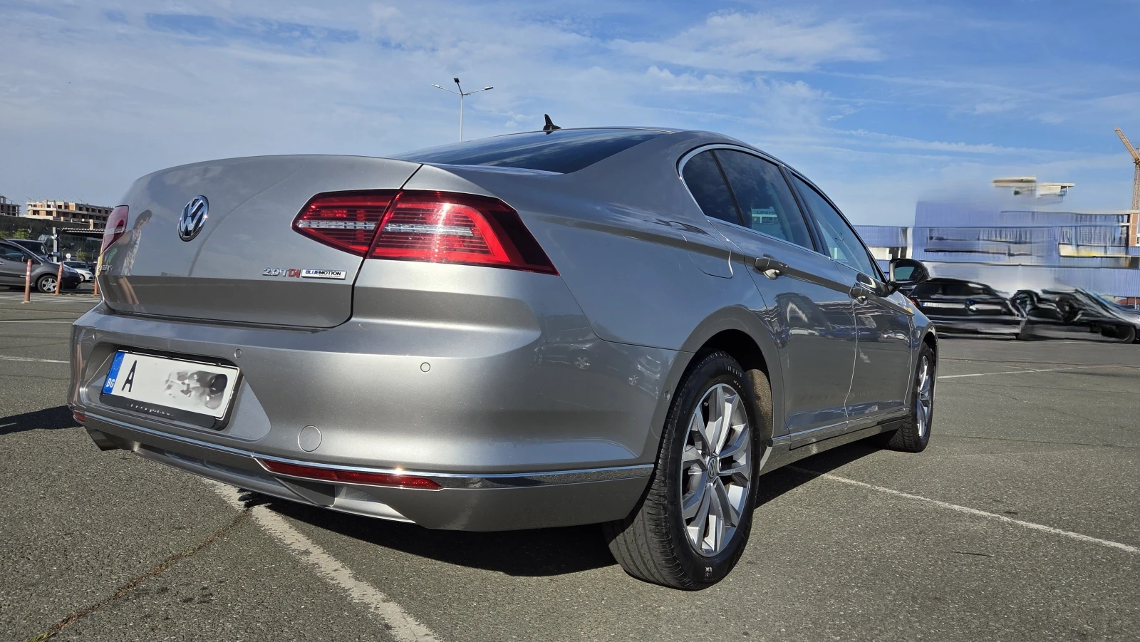 VW Passat B8 TDI 190кс, Highline, снимка 6 - Автомобили и джипове - 56156364