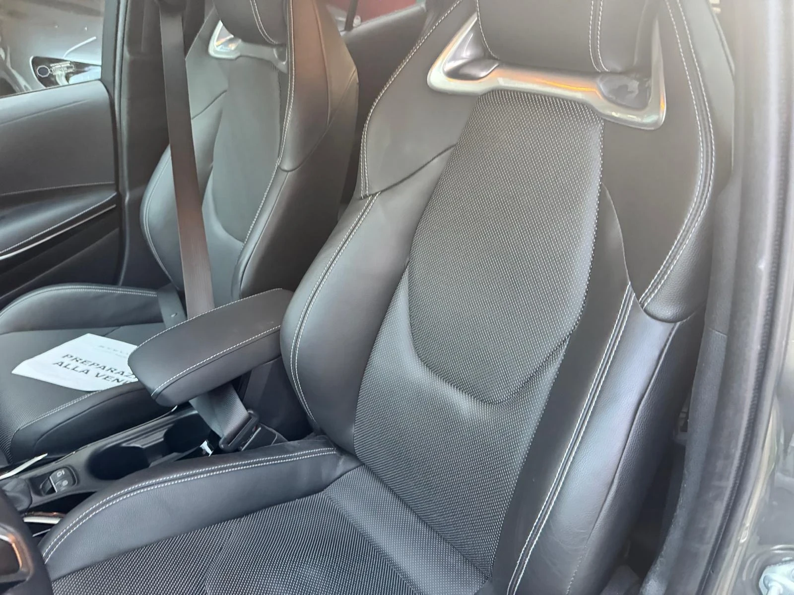 Toyota Corolla GRsport, снимка 10 - Автомобили и джипове - 56216737