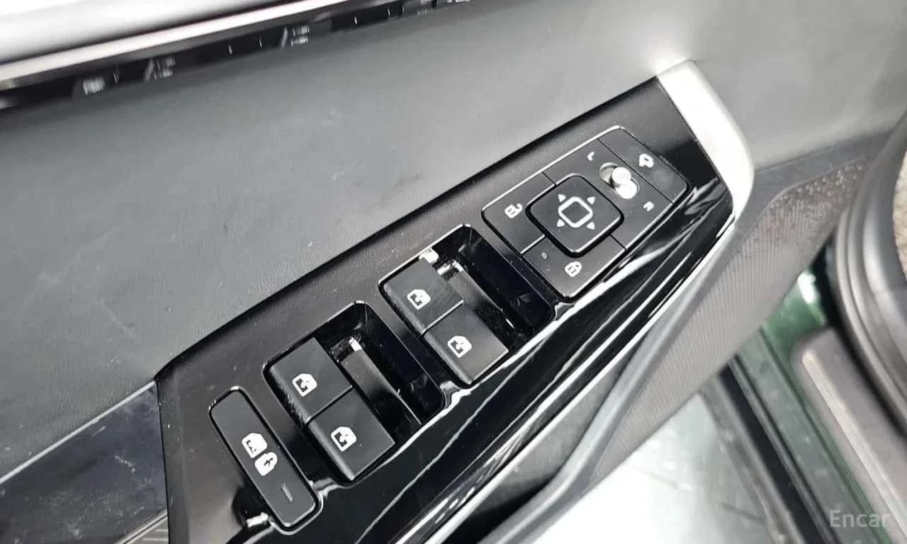 Kia EV6 * Long Range * ОПЦИЯ ЗА ФИНАНСИРАНЕ * , снимка 14 - Автомобили и джипове - 56483321