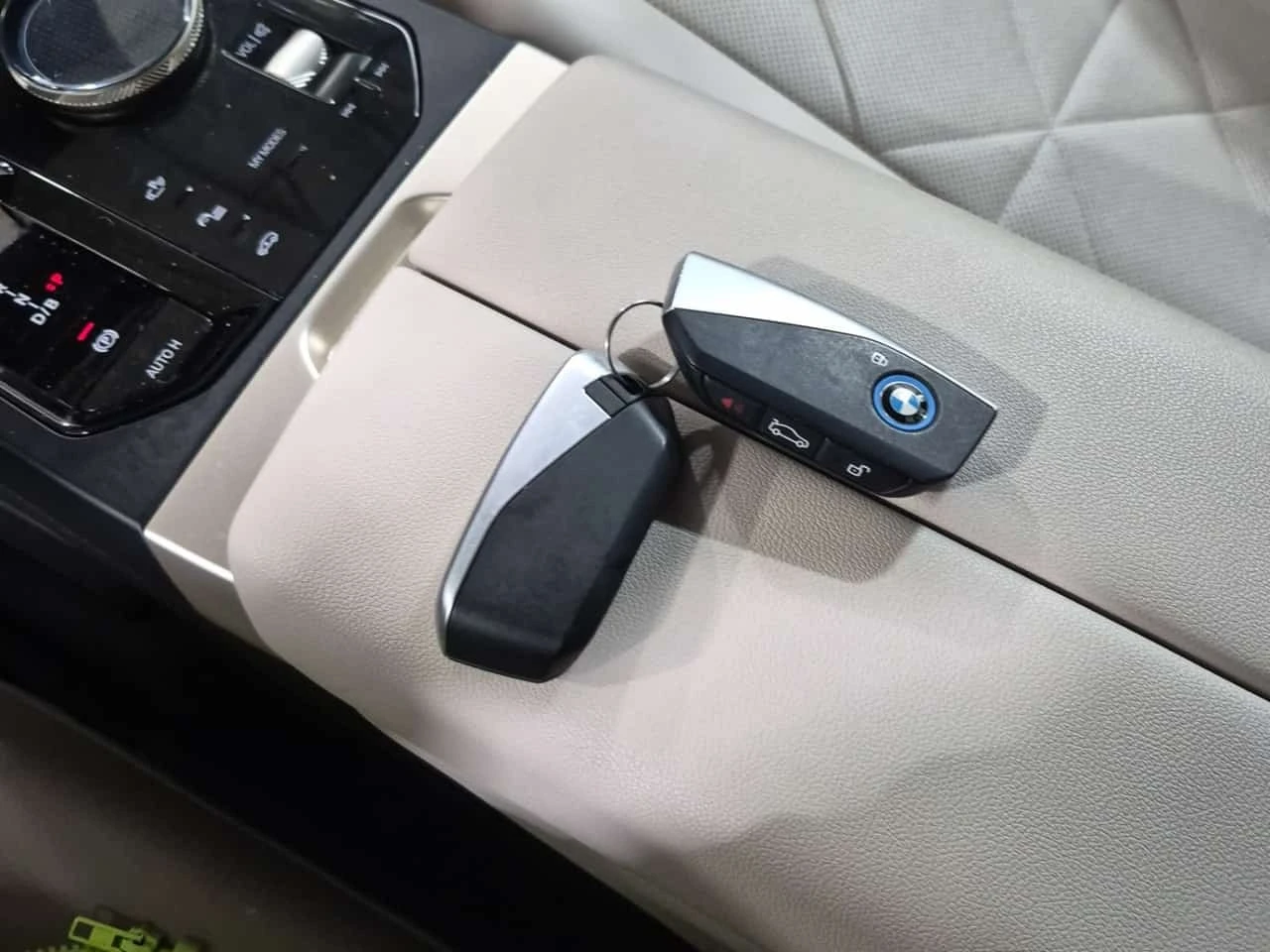 BMW iX Sports Activity Vehicle Xdrive50 * CARFAX *  | Mobile.bg � ����������� 8