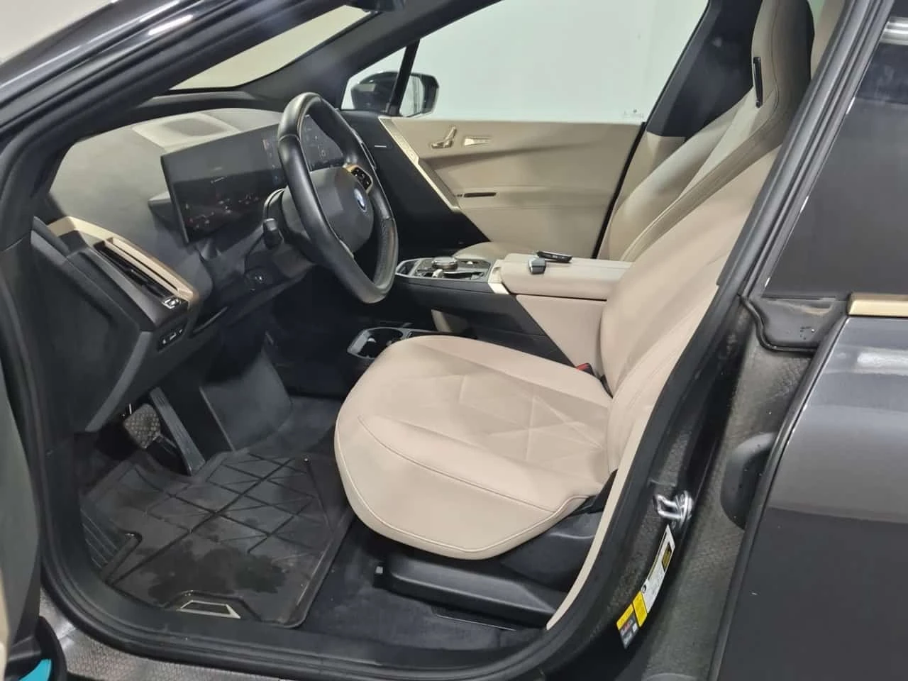 BMW iX Sports Activity Vehicle Xdrive50 * CARFAX *  | Mobile.bg � ����������� 3