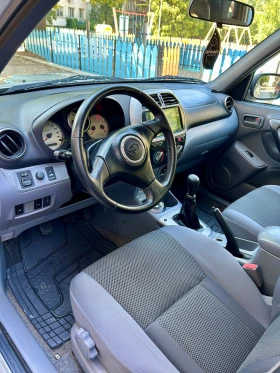 Toyota Rav4 2.0 D-4D, снимка 10