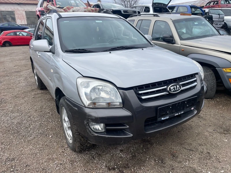 Kia Sportage, снимка 1 - Автомобили и джипове - 43981681