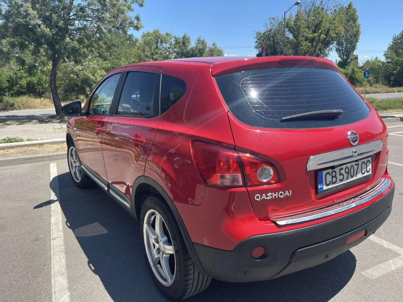 Nissan Qashqai, снимка 4 - Автомобили и джипове - 52573693