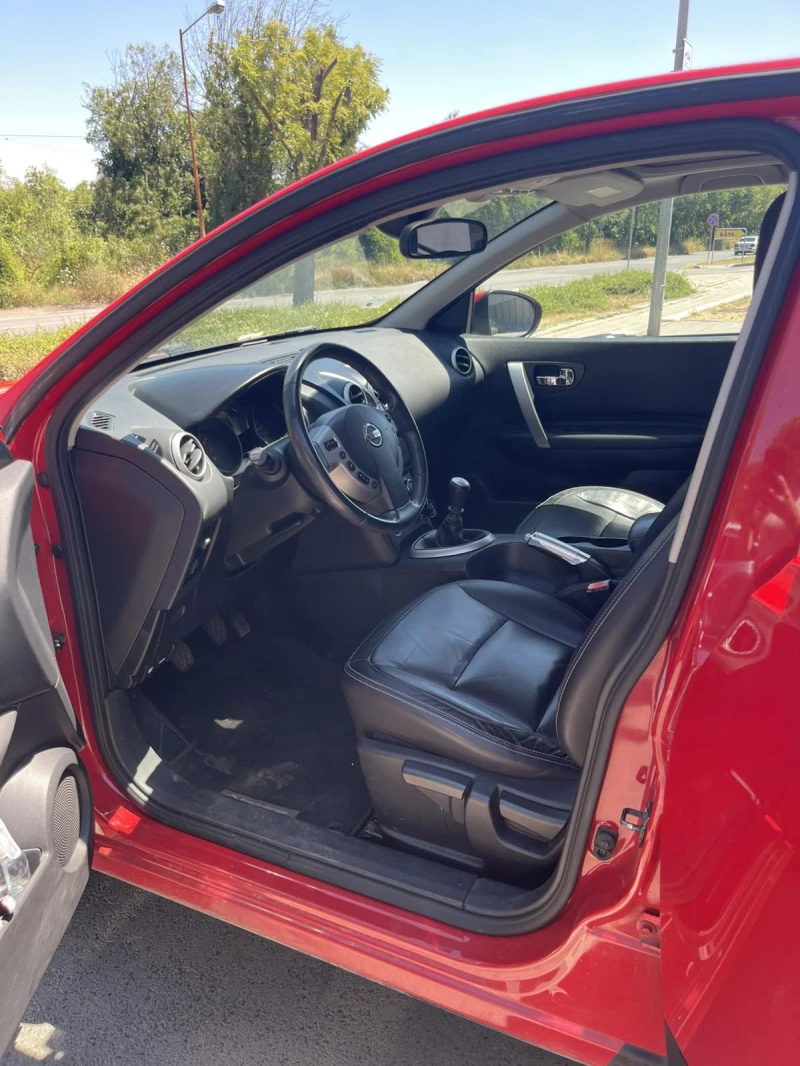 Nissan Qashqai, снимка 5 - Автомобили и джипове - 52573693