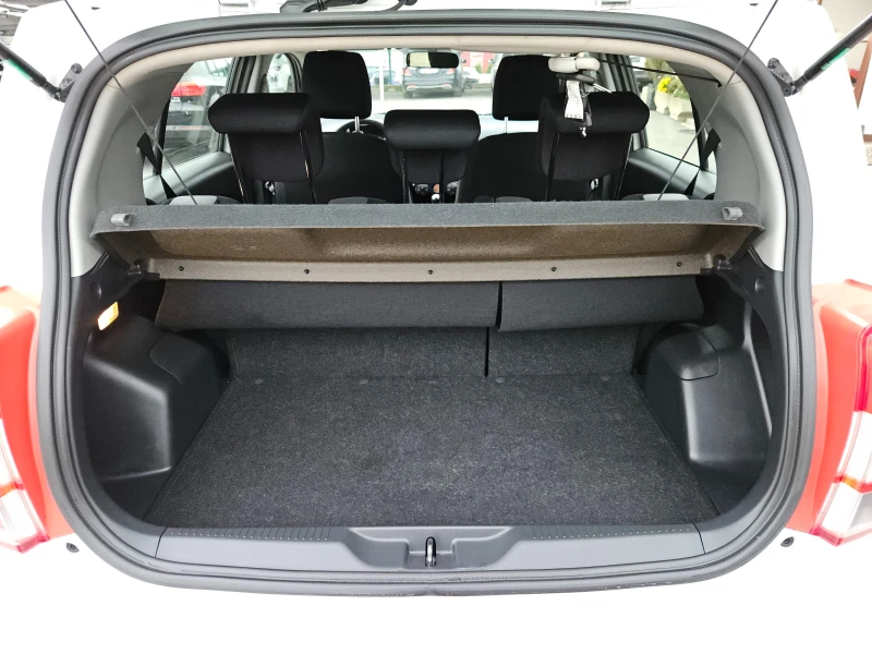 Toyota Urban Cruiser 1.4D4D/155000км/90к.с./6ск/4х4/EURO 5/ТОП, снимка 4 - Автомобили и джипове - 52693652