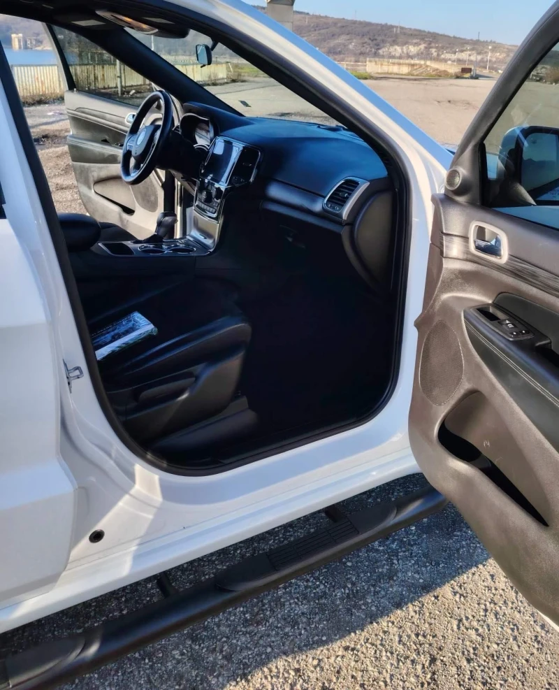 Jeep Grand cherokee Laredo X, снимка 13 - Автомобили и джипове - 52882396