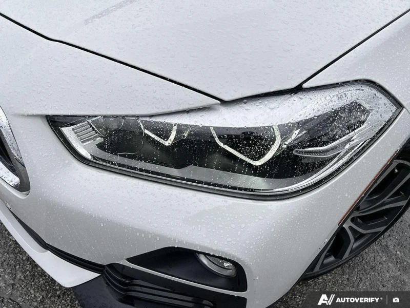 BMW X2 * XDRIVE28I / LEATHER / PANO ROOF / NAV / AWD * CA, снимка 6 - Автомобили и джипове - 53001056