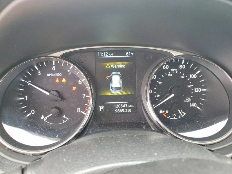 Nissan Rogue 2.5L 4 All wheel drive, снимка 14 - Автомобили и джипове - 53638816