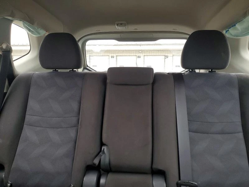 Nissan Rogue 2.5L 4 All wheel drive, снимка 3 - Автомобили и джипове - 53638816