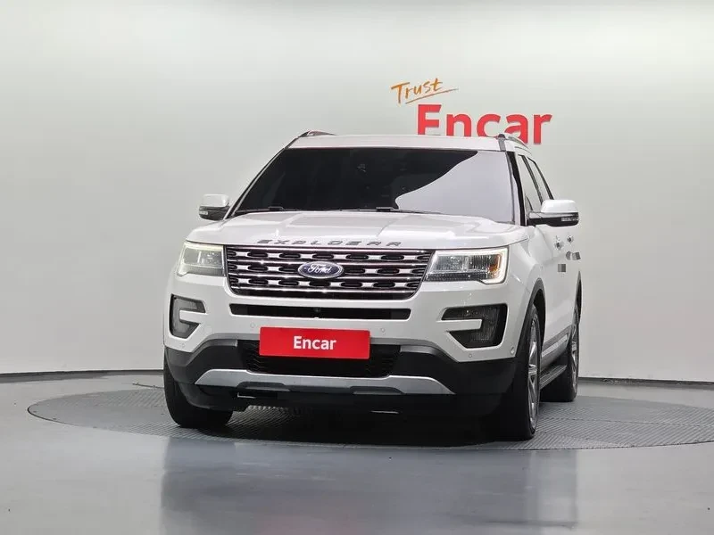 Ford Explorer 2.3 AWD, снимка 3 - Автомобили и джипове - 54351863