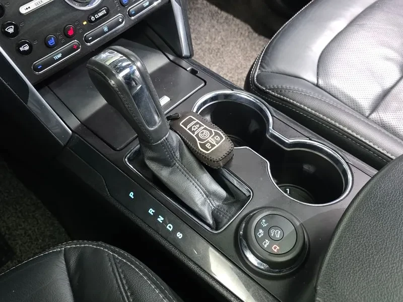 Ford Explorer 2.3 AWD, снимка 9 - Автомобили и джипове - 54351863