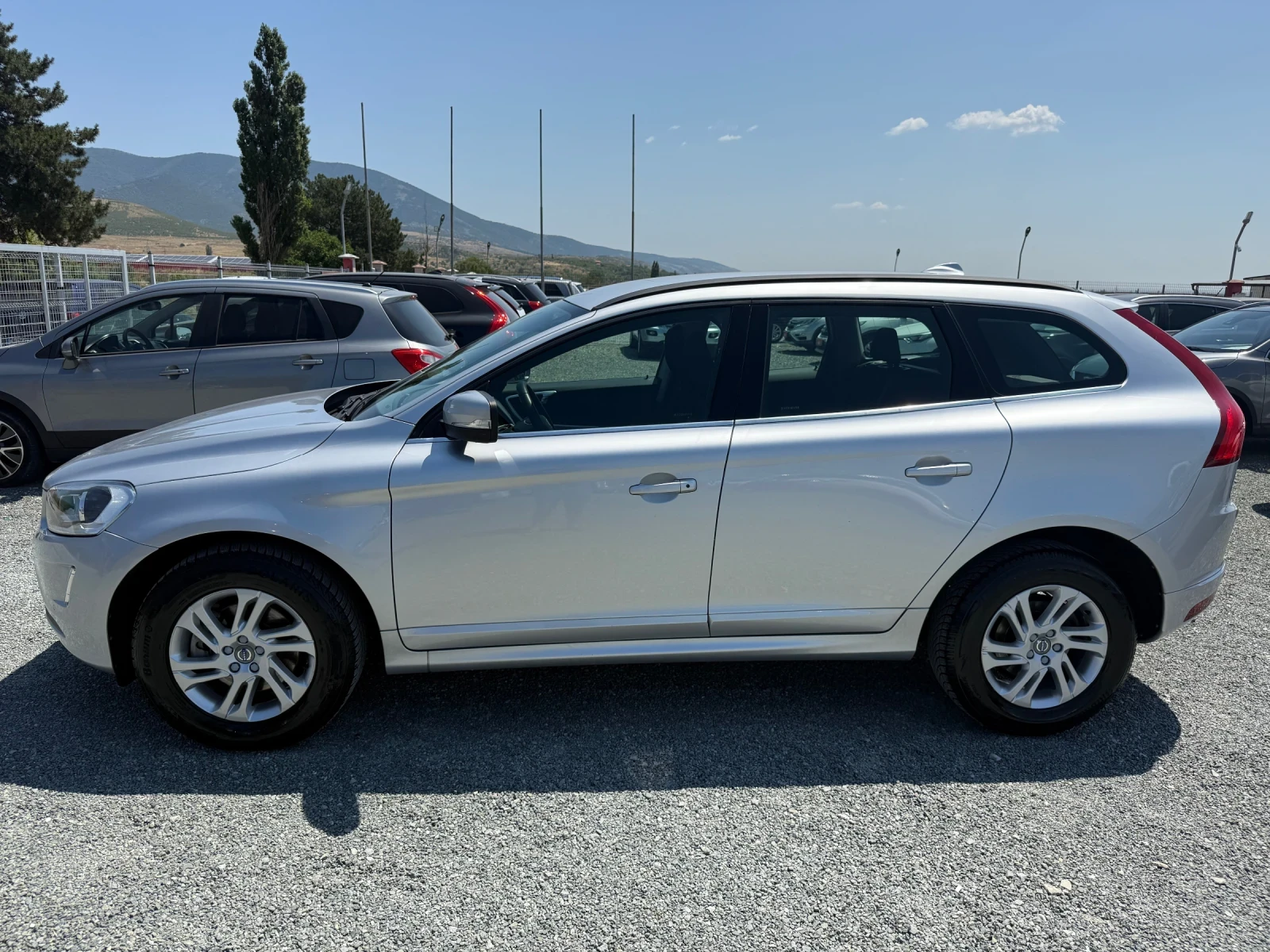 Volvo XC60 (KATO НОВА) - изображение 10