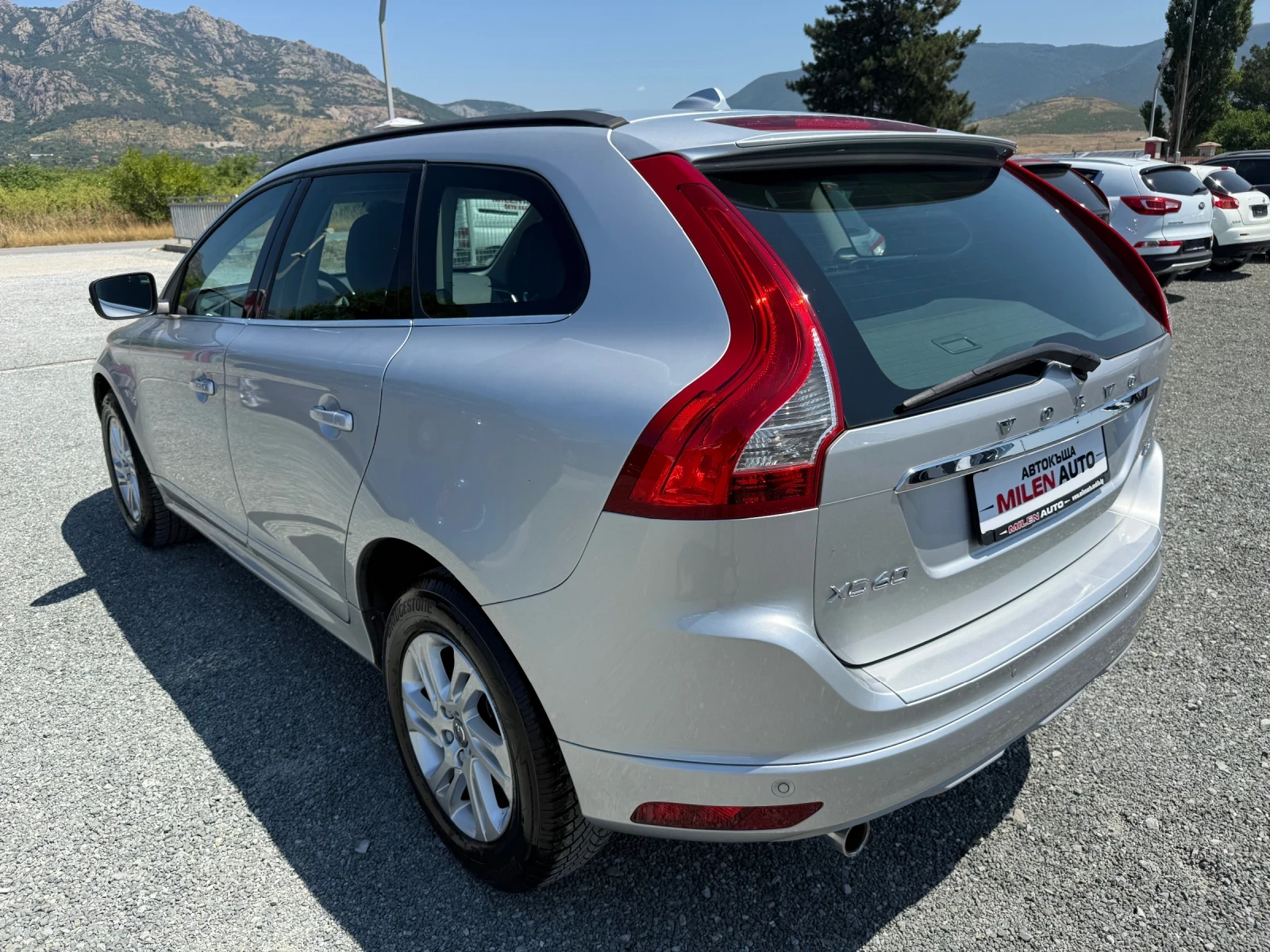 Volvo XC60 (KATO НОВА) - изображение 8