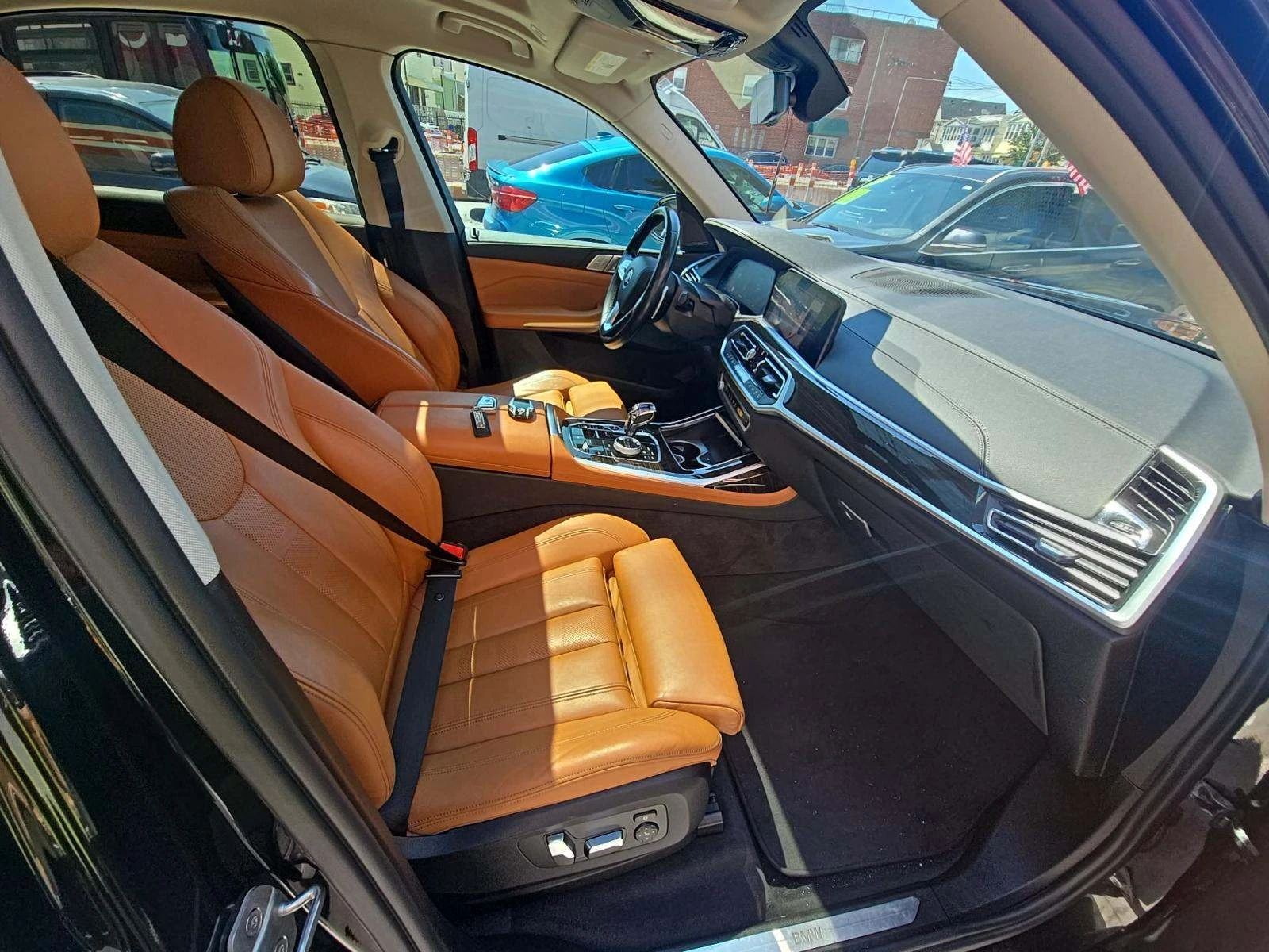 BMW X7 B58* 360* SKY PANO* LANE ASSIST* KEYLESS* HARMAN - изображение 9