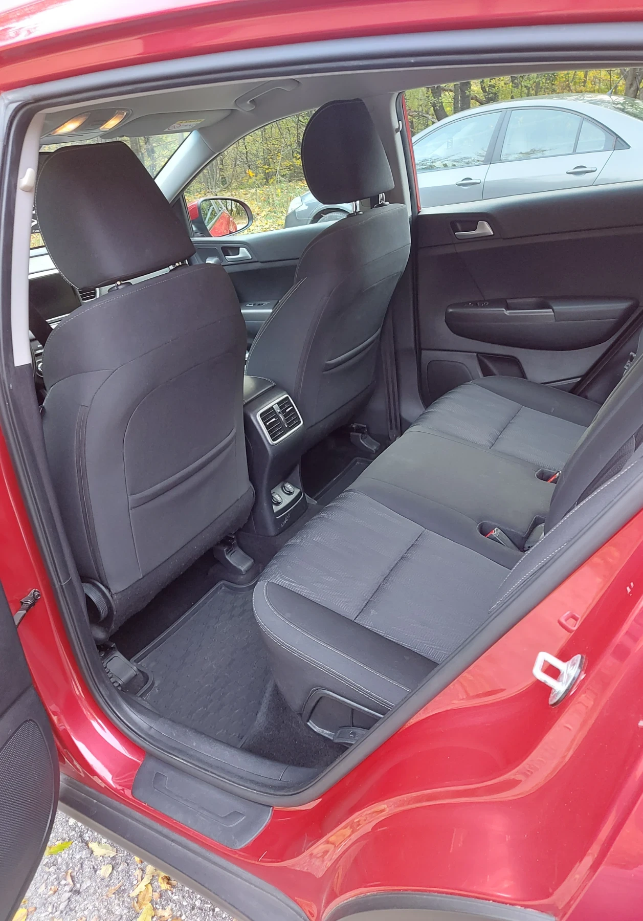 Kia Sportage | Mobile.bg — изображение 16