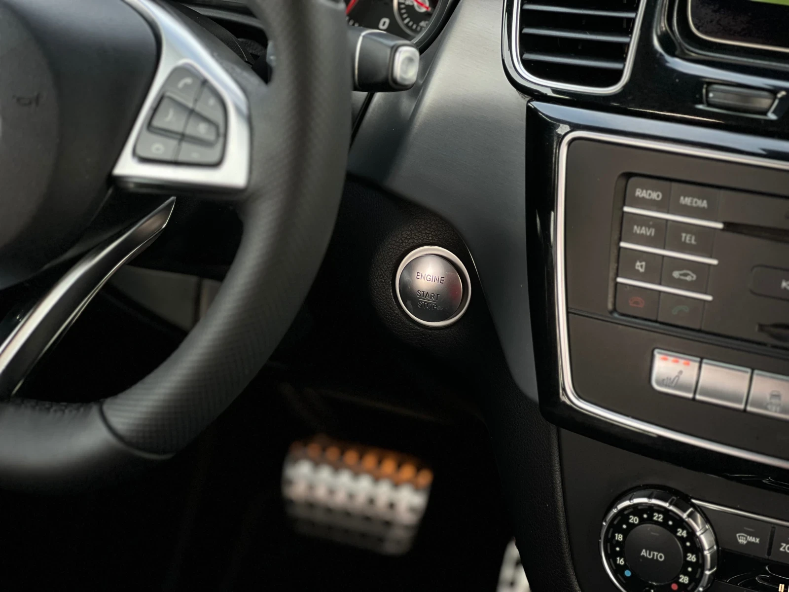 Mercedes-Benz GLE 350 AMG PACKAGE / 9G-TRONIC / ПОДГРЕВ / КАМЕРА  - изображение 9