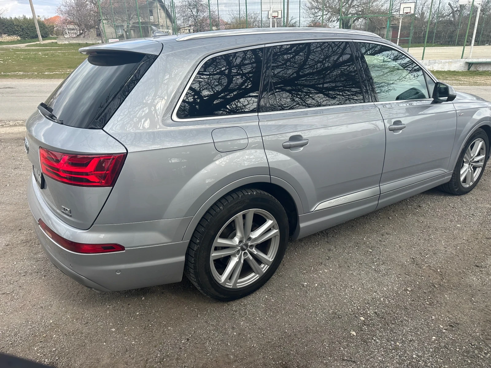 Audi Q7, снимка 8 - Автомобили и джипове - 53908110