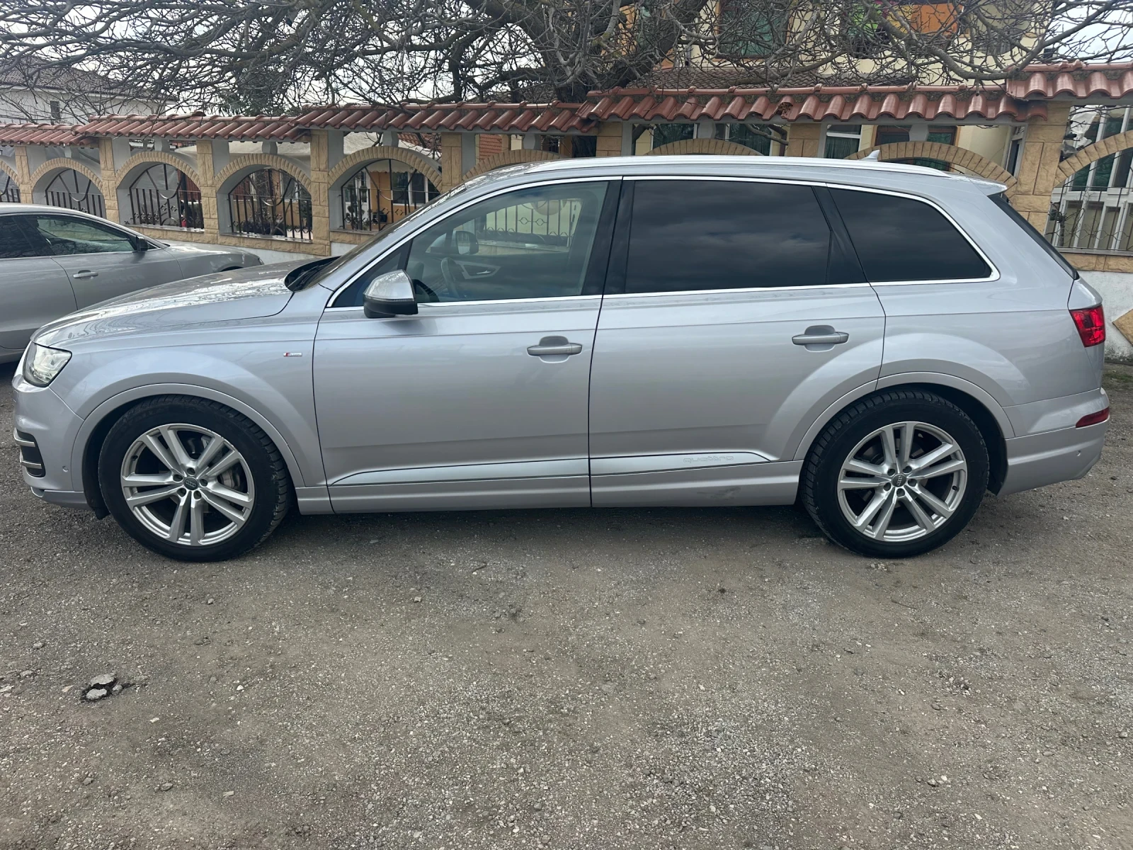 Audi Q7, снимка 15 - Автомобили и джипове - 53908110