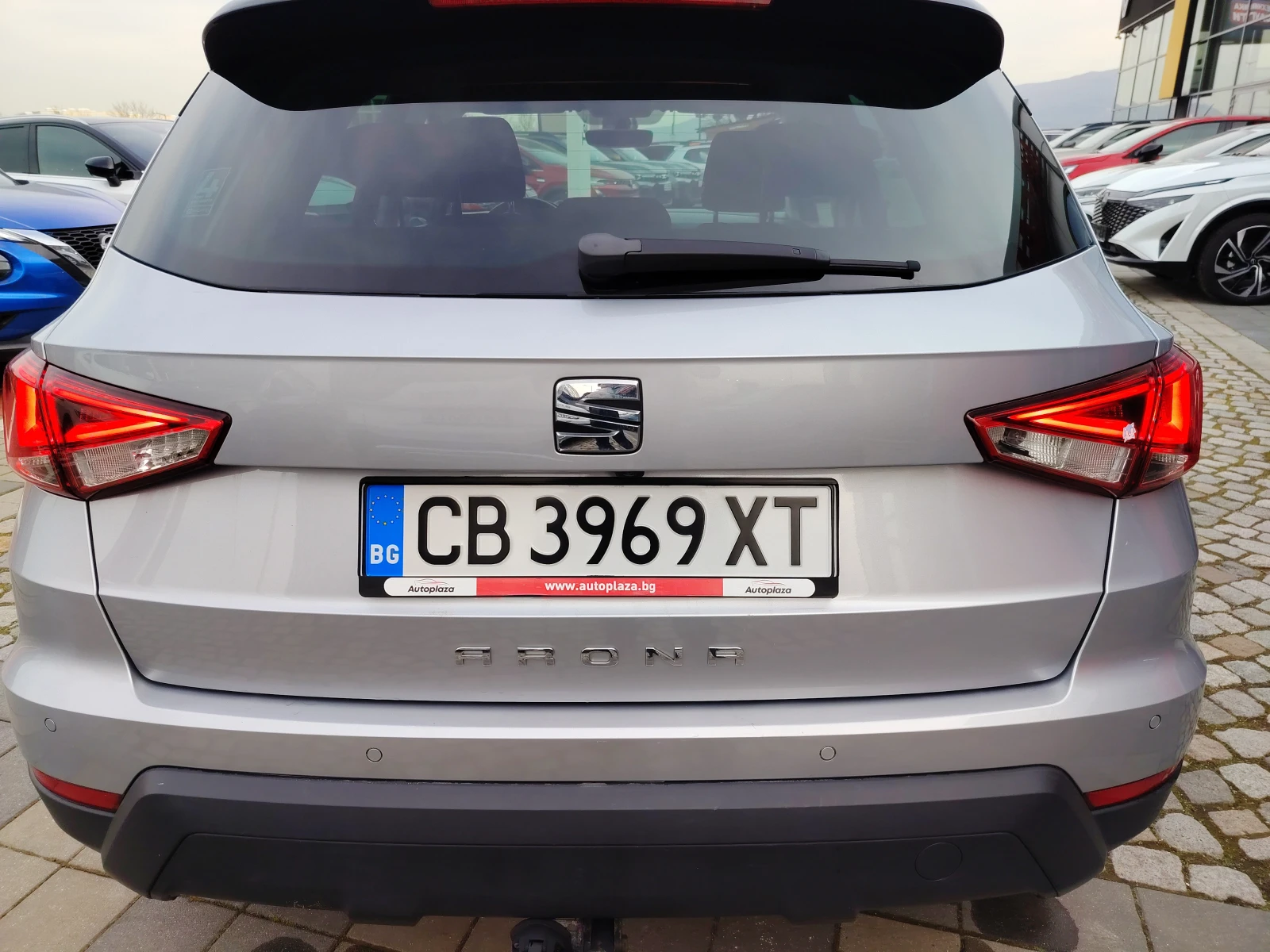 Seat Arona Elegance, снимка 3 - Автомобили и джипове - 54005444