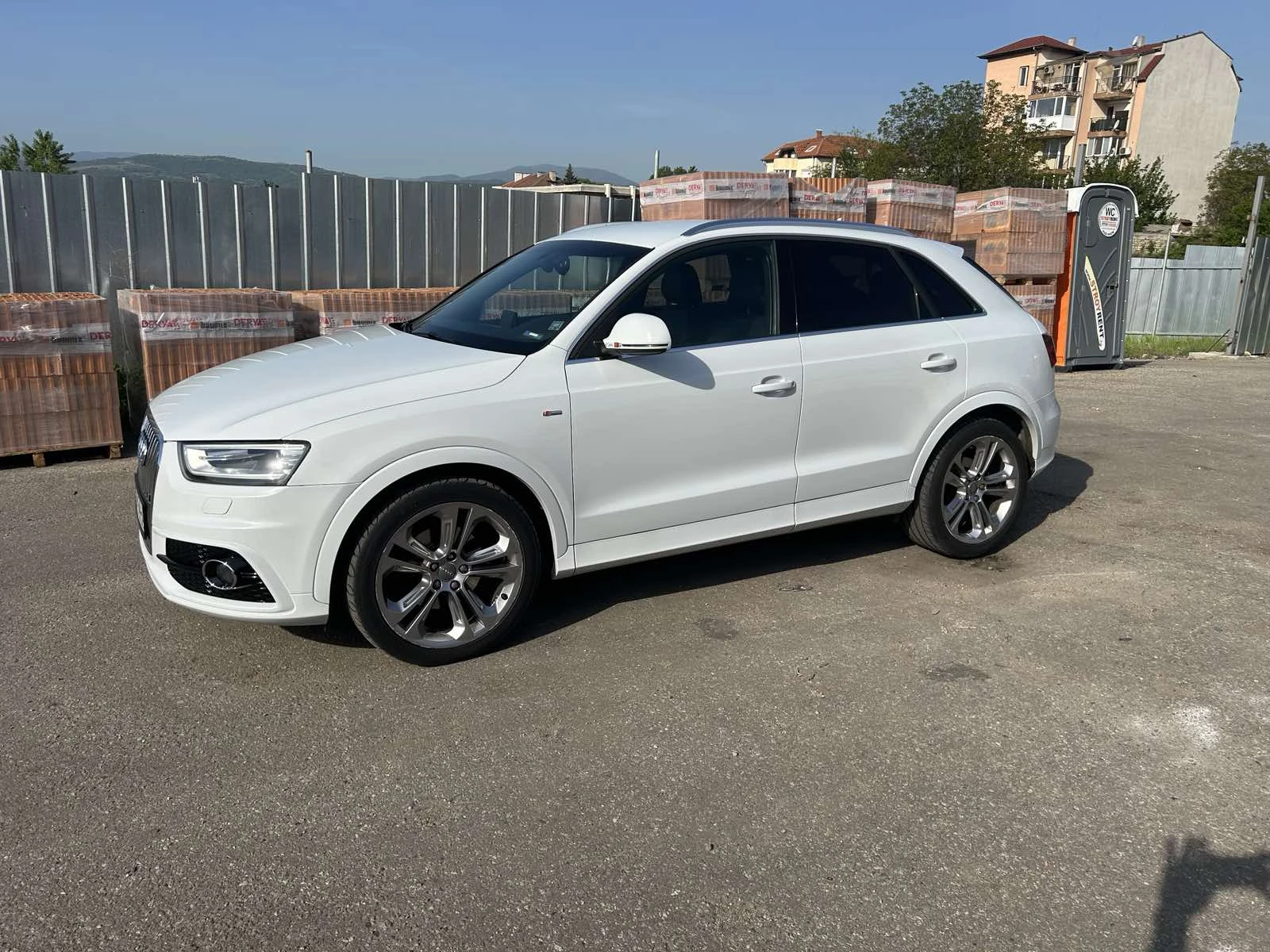 Audi Q3, снимка 4 - Автомобили и джипове - 54364443