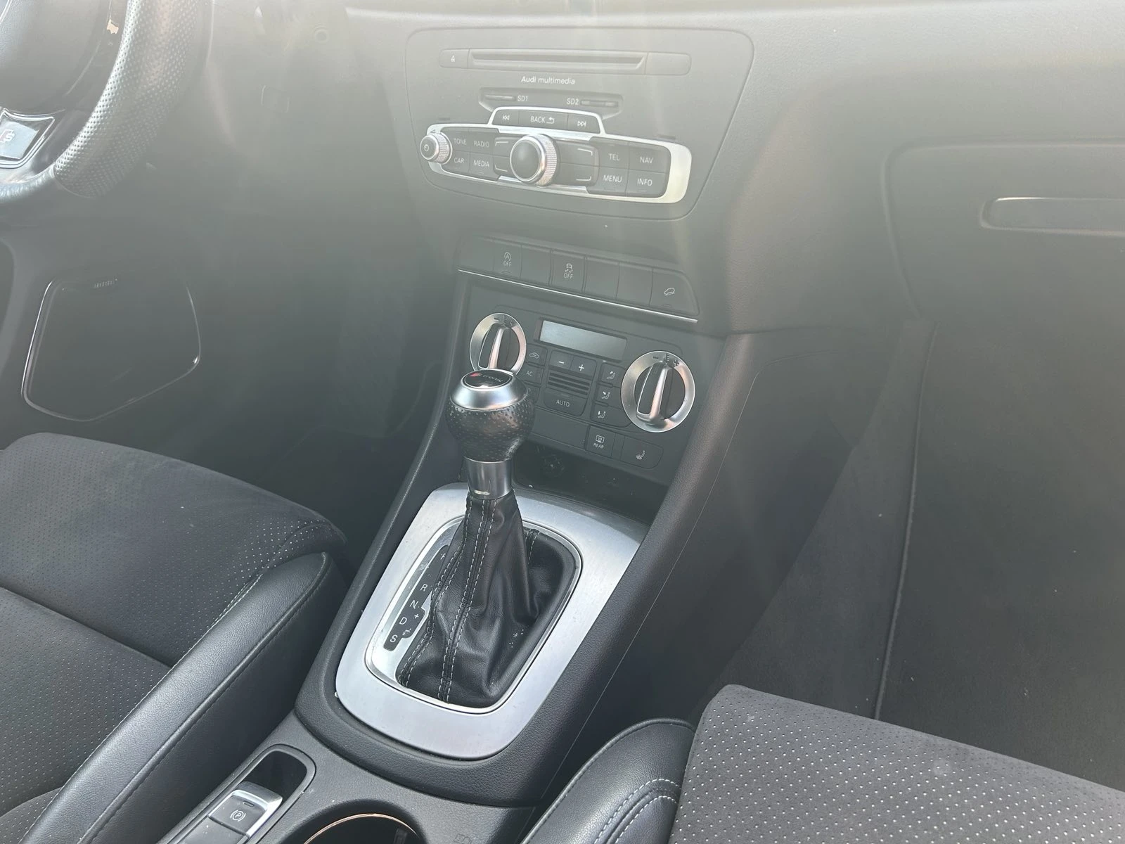 Audi Q3, снимка 8 - Автомобили и джипове - 54364443
