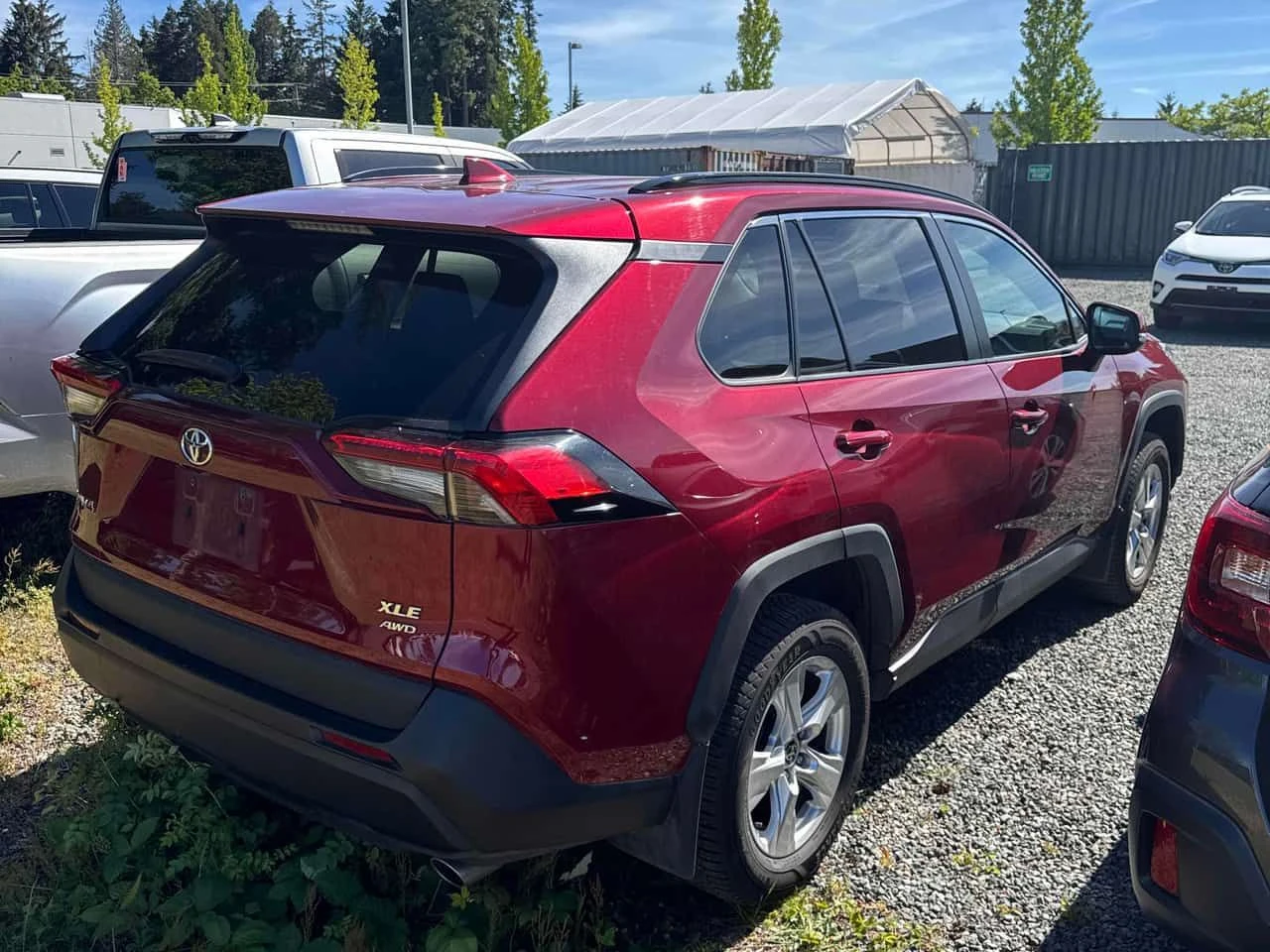 Toyota Rav4 * XLE * АВТОКРЕДИТ БЕЗ ПЪРВОНАЧАЛНА ВНОСКА* , снимка 3 - Автомобили и джипове - 54694469