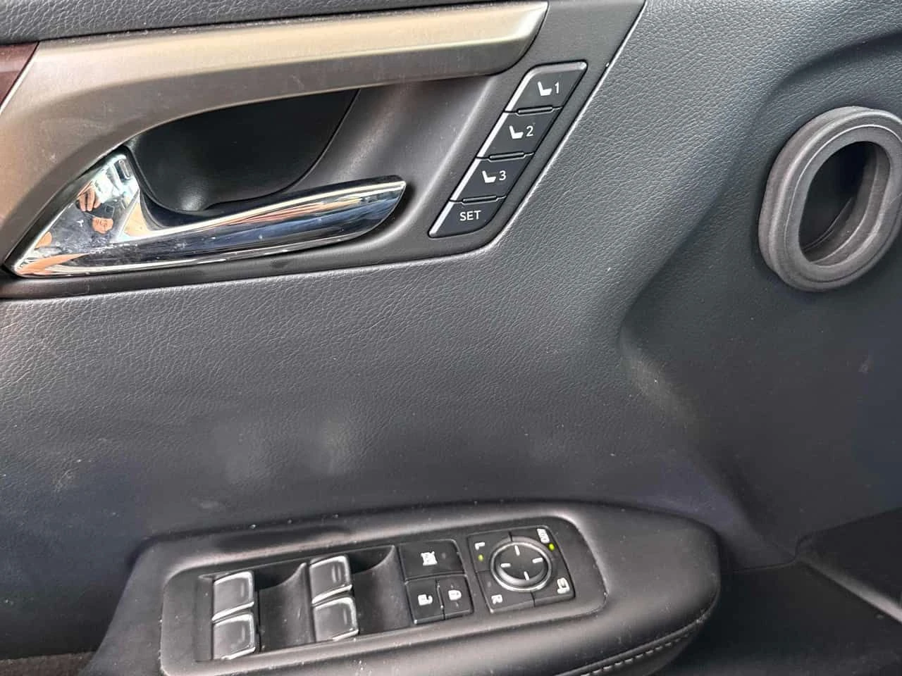 Lexus RX 350 * CARFAX * ��� ������������ ������ | Mobile.bg � ����������� 12
