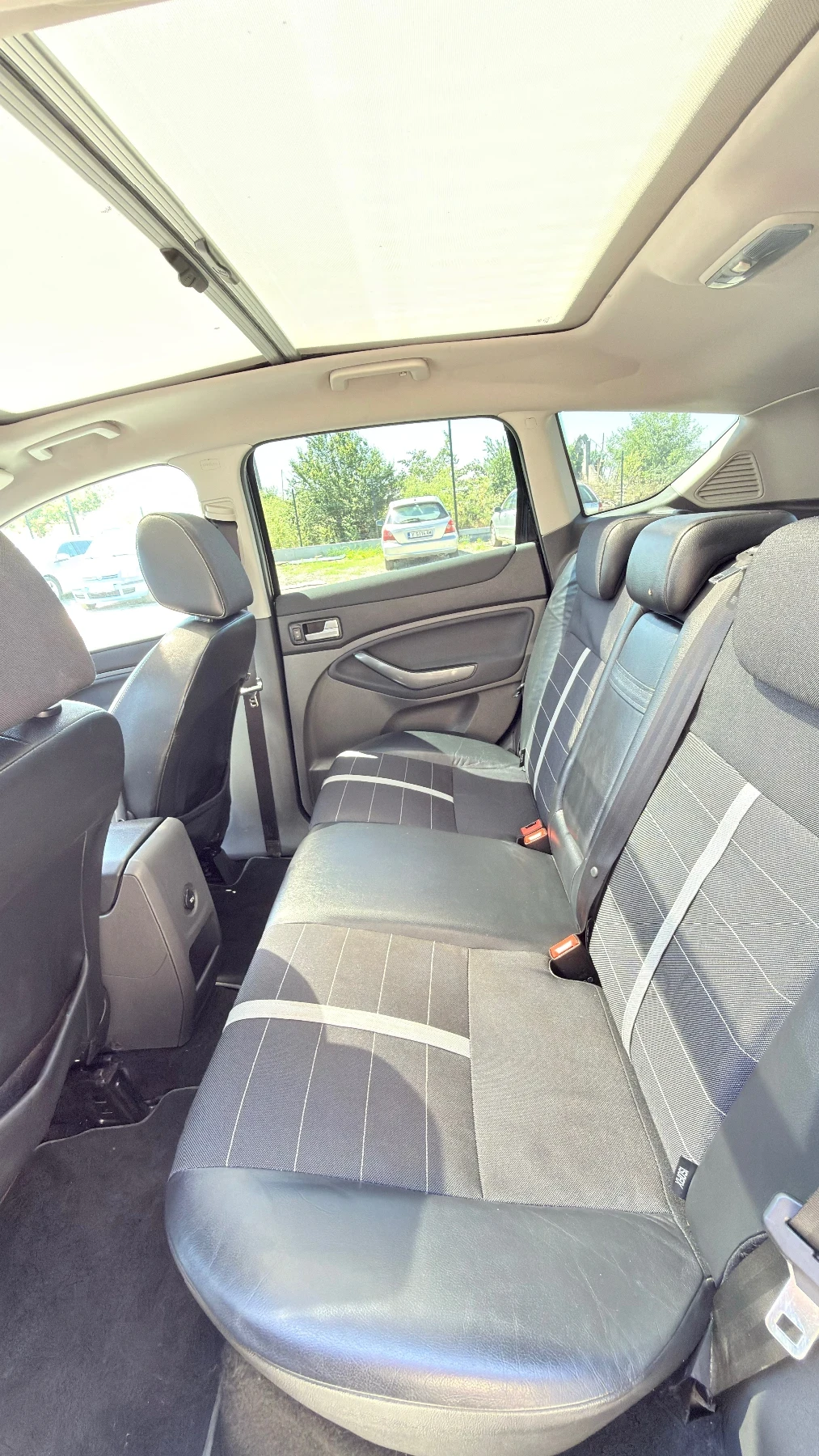 Ford Kuga, снимка 4 - Автомобили и джипове - 55075826