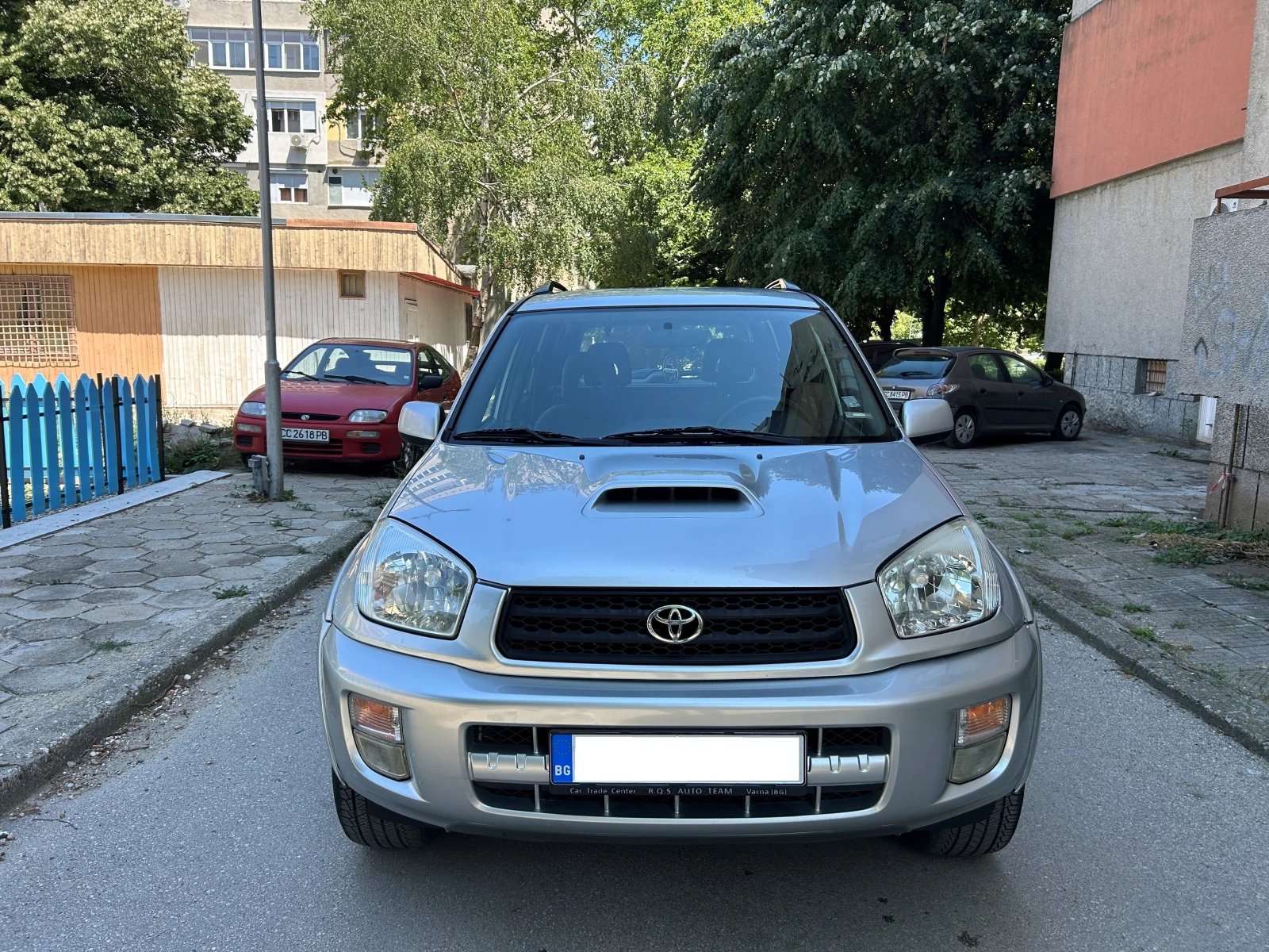 Toyota Rav4 2.0 D-4D, снимка 2 - Автомобили и джипове - 55189162