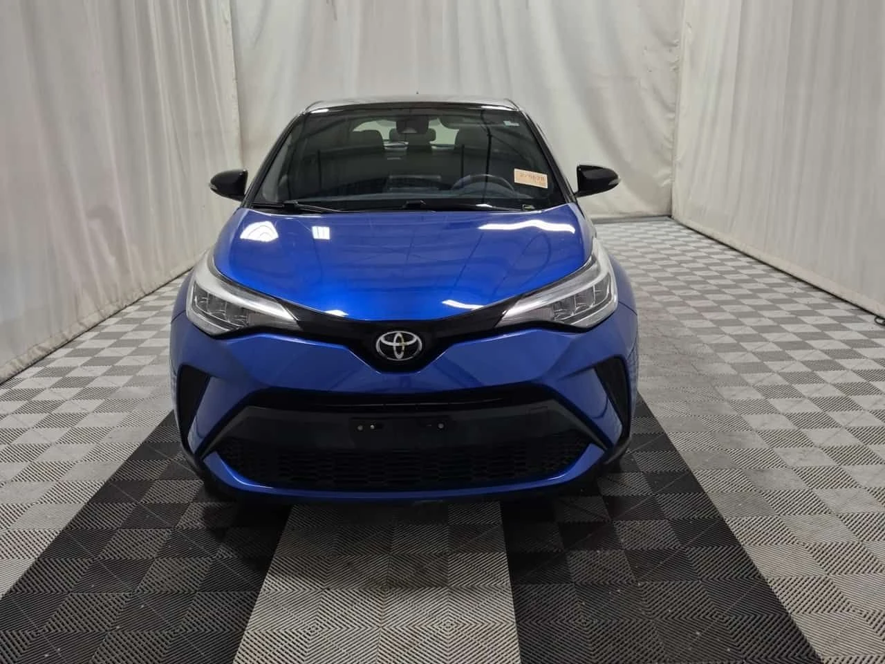 Toyota C-HR * XLE PREMIUM * CARFAX * БЕЗ ПЪРВОНАЧАЛНА ВНОСКА, снимка 17 - Автомобили и джипове - 55384193