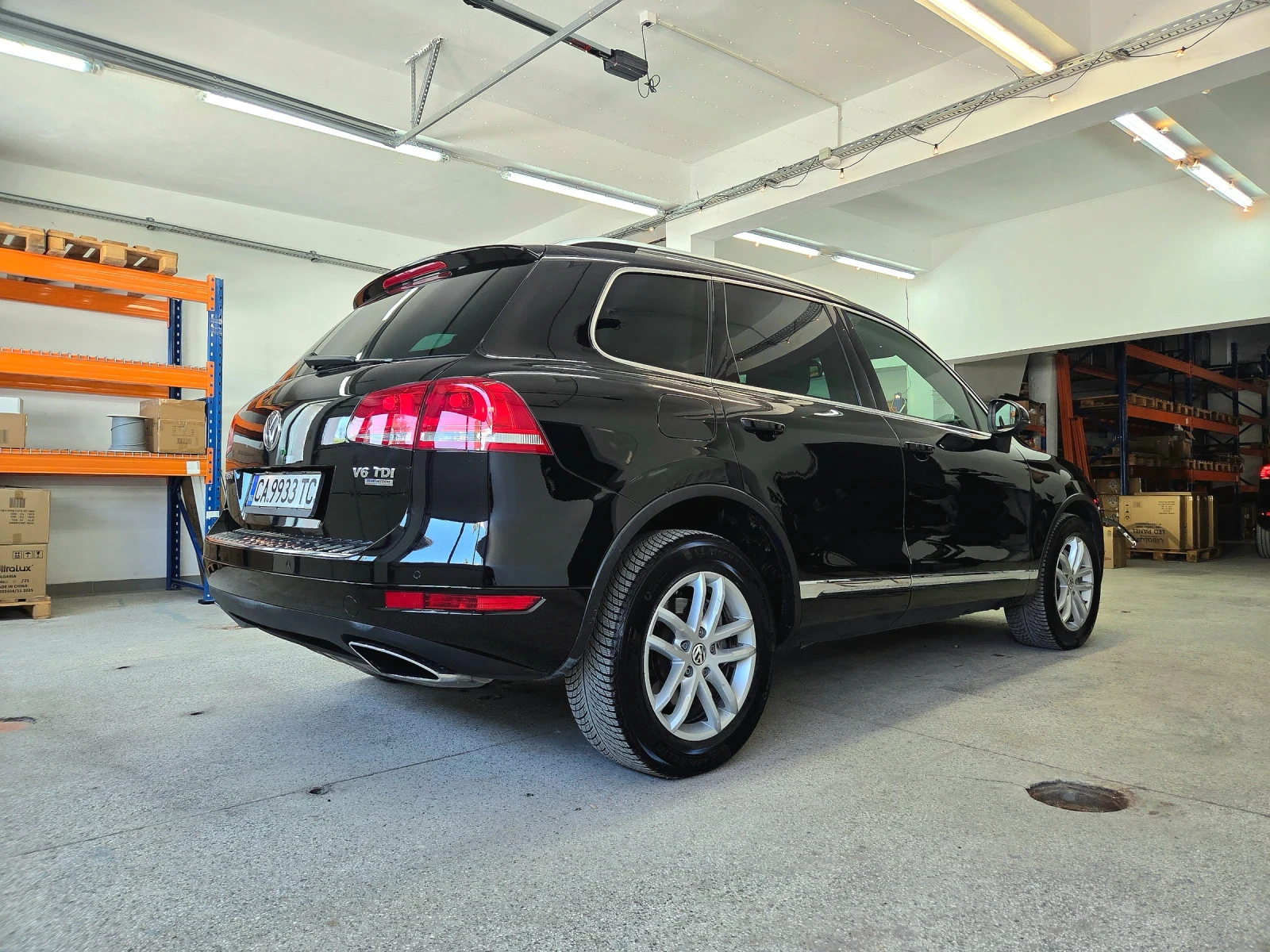 VW Touareg 3.0 Tdi, снимка 5 - Автомобили и джипове - 55484395