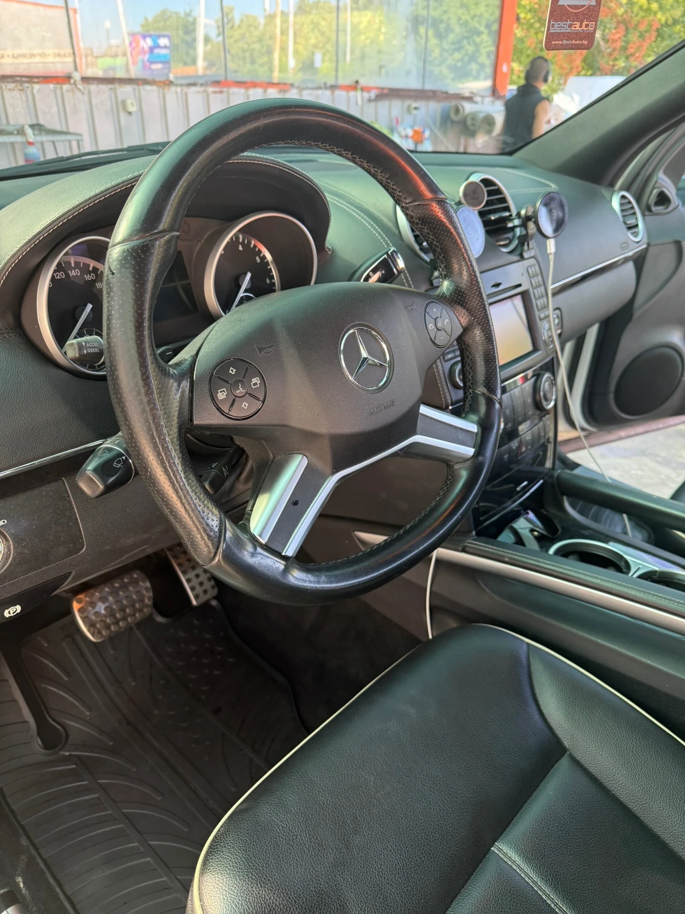 Mercedes-Benz ML 350 Grand Edition, снимка 8 - Автомобили и джипове - 55980256