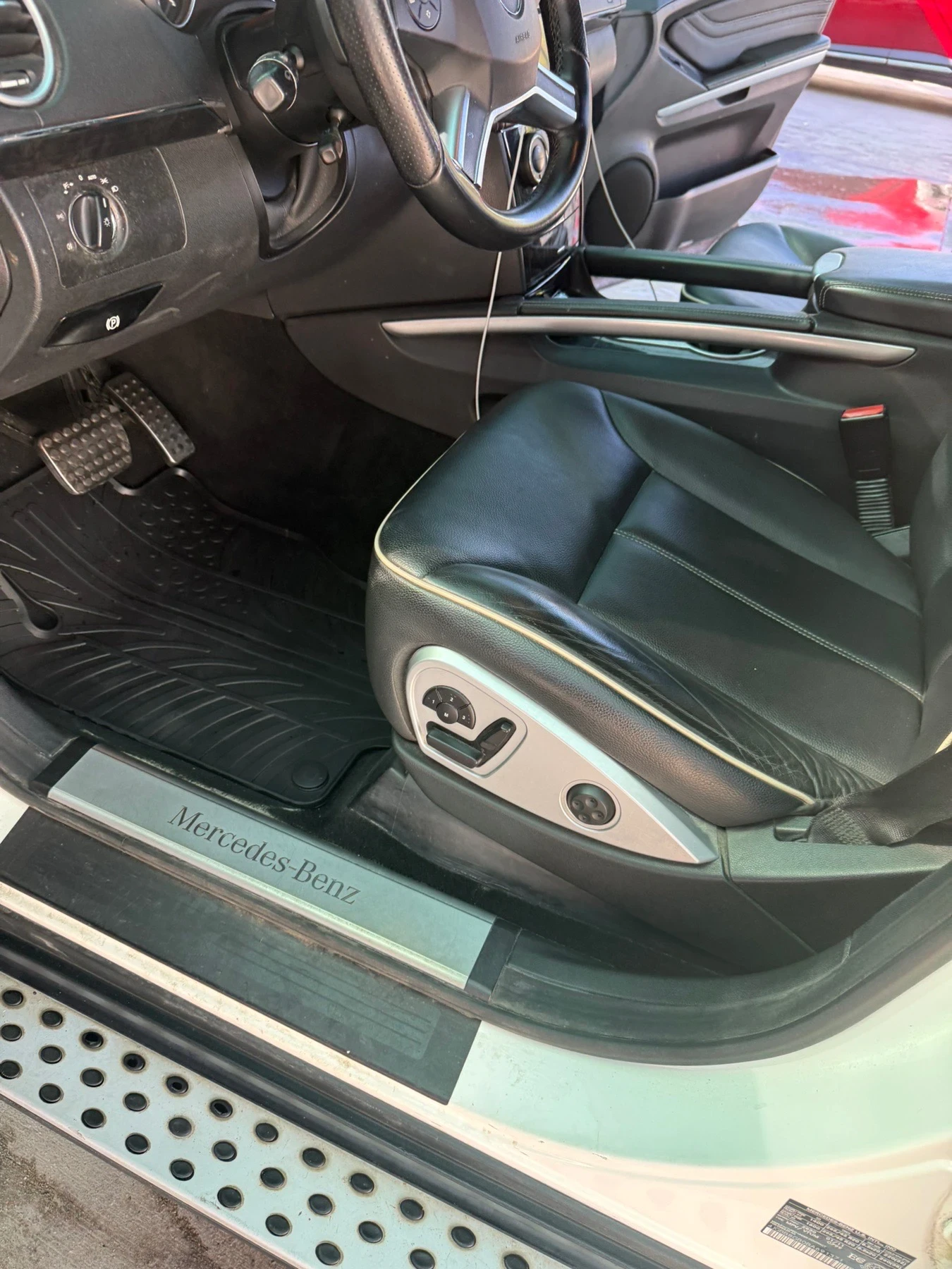 Mercedes-Benz ML 350 Grand Edition, снимка 9 - Автомобили и джипове - 55980256